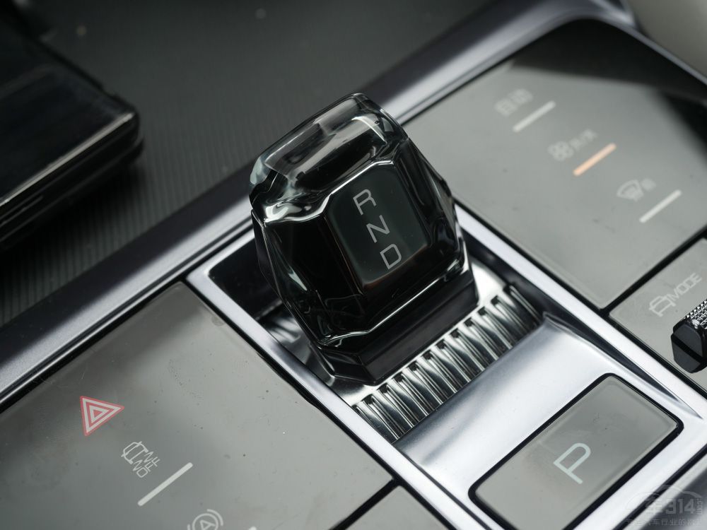 15-30f֮gֵu3a(chn)SUV