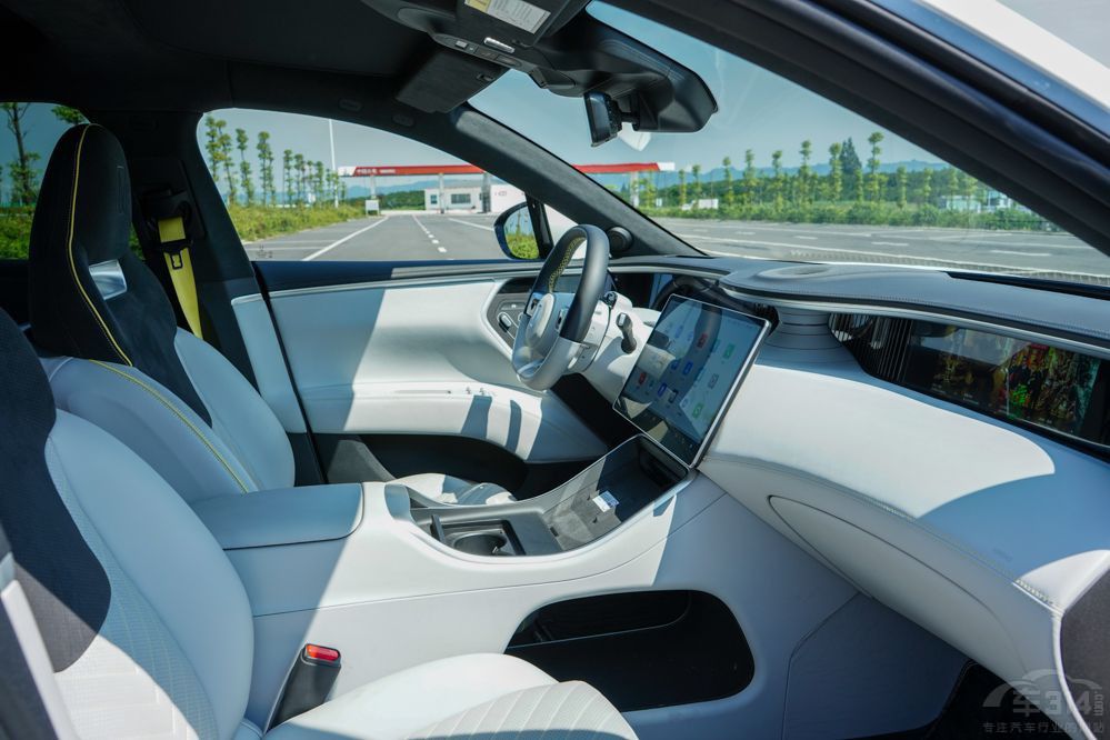 2024x܇߀BBA@SUV