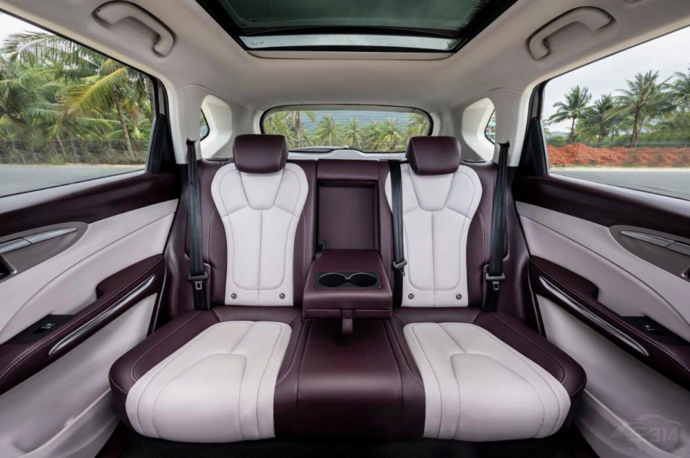 冬季選車小Tips:奔騰T90實惠好開又暖心 冬季選車小Tips:奔騰T90實惠好開又暖心