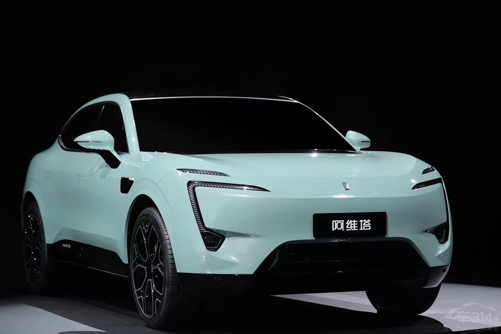 1月煥新車型盤點(diǎn):新領(lǐng)克09EM-P理想化 1月煥新車型盤點(diǎn):新領(lǐng)克09EM-P理想化