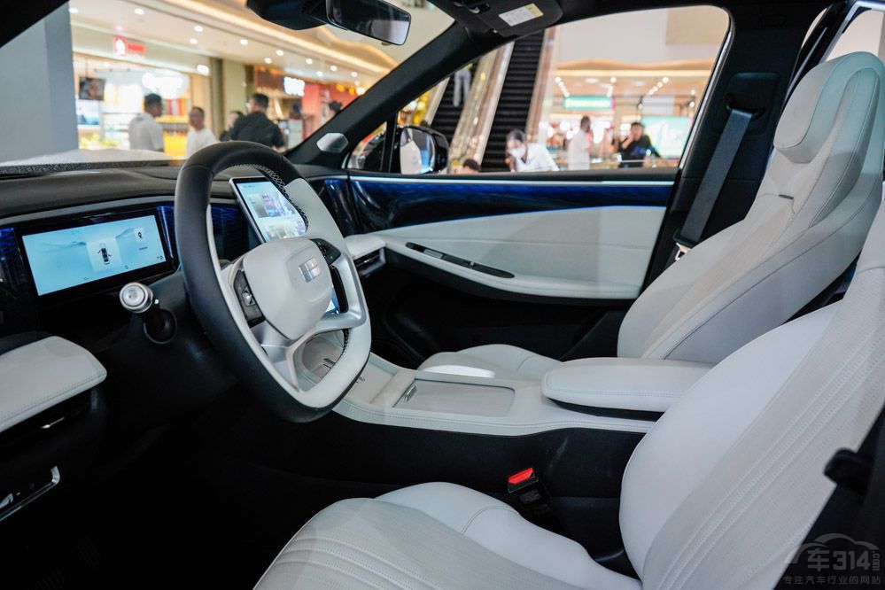 龍年買新車 20多萬元能買到啥樣品質(zhì)SUV 龍年買新車 20多萬元能買到啥樣品質(zhì)SUV