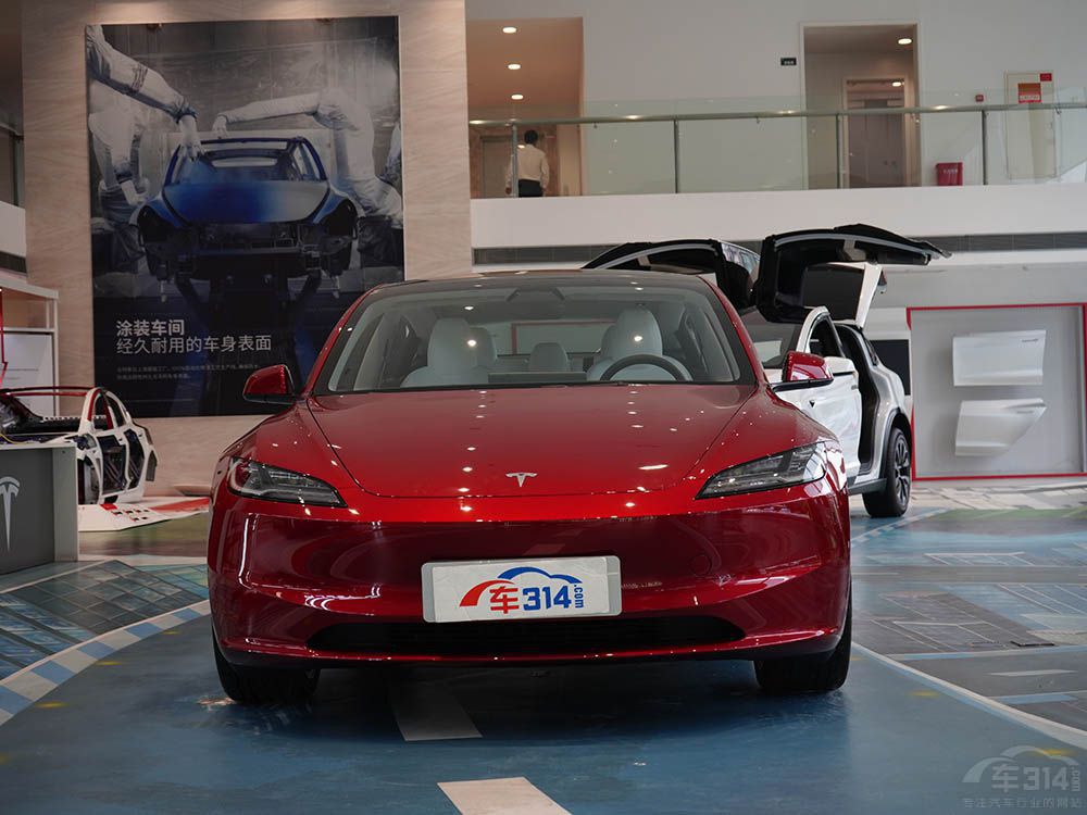 ȁϝhc˹Model 3ж