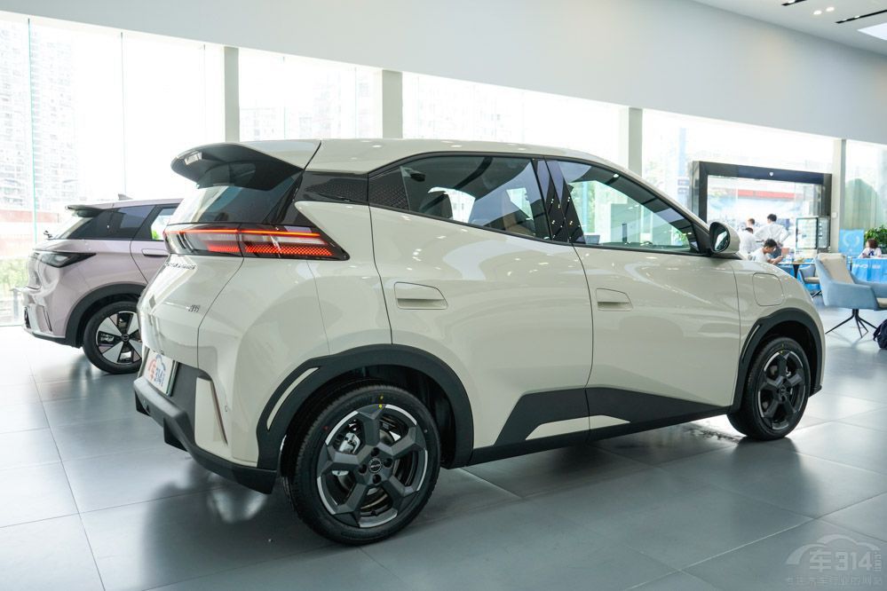 這三款“掀桌子”的新能源車真的值得一看 這三款“掀桌子”的新能源車真的值得一看