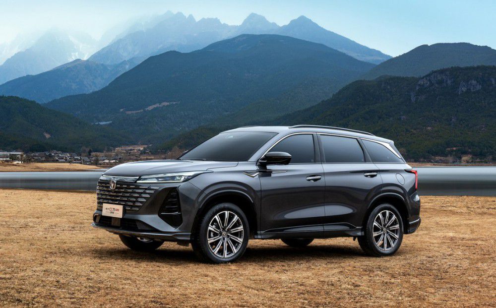 第三代CS75PLUS 冠軍版讓星越L壓力倍增 第三代CS75PLUS 冠軍版讓星越L壓力倍增