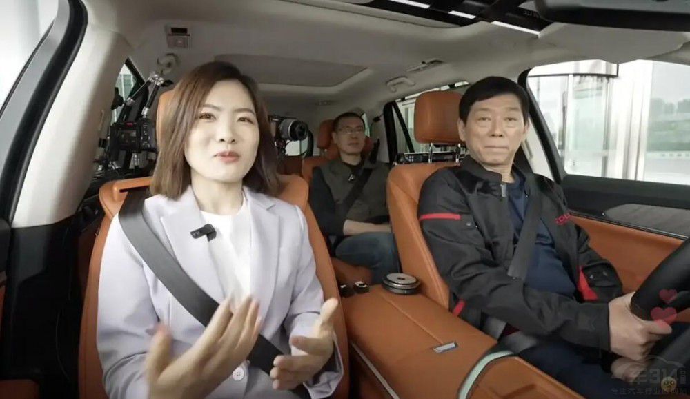 車企老板紛紛下場(chǎng)凹人設(shè)味道有點(diǎn)不對(duì)勁了 車企老板紛紛下場(chǎng)凹人設(shè)味道有點(diǎn)不對(duì)勁了