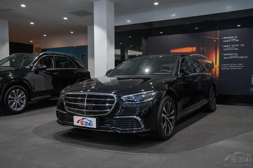 享界S9對比奔馳S級價格低很多卻更值得買 享界S9對比奔馳S級價格低很多卻更值得買