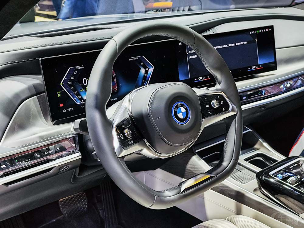 享界S9寶馬i7都是豪華純電轎車有何不同 享界S9寶馬i7都是豪華純電轎車有何不同