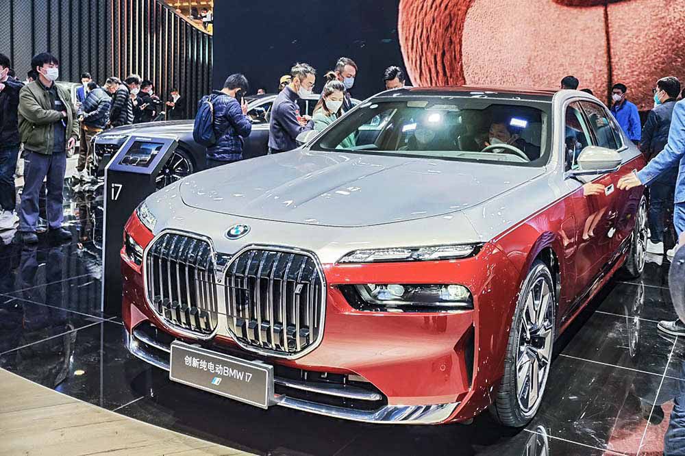 享界S9寶馬i7都是豪華純電轎車有何不同 享界S9寶馬i7都是豪華純電轎車有何不同
