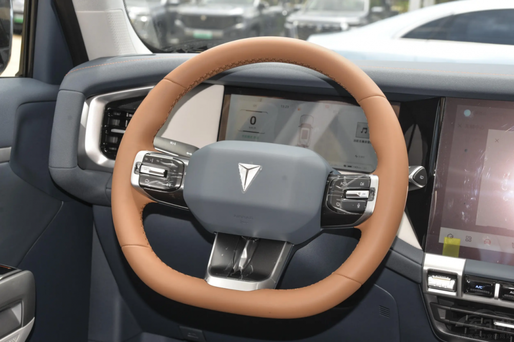 深藍(lán)G318方程豹豹5誰是越野愛好者心頭好 深藍(lán)G318方程豹豹5誰是越野愛好者心頭好