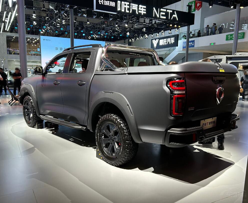 成都車展最霸氣的3款新車都挺貴狂人必備 成都車展最霸氣的3款新車都挺貴狂人必備