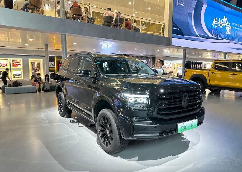 成都車展最霸氣的3款新車都挺貴狂人必備 成都車展最霸氣的3款新車都挺貴狂人必備