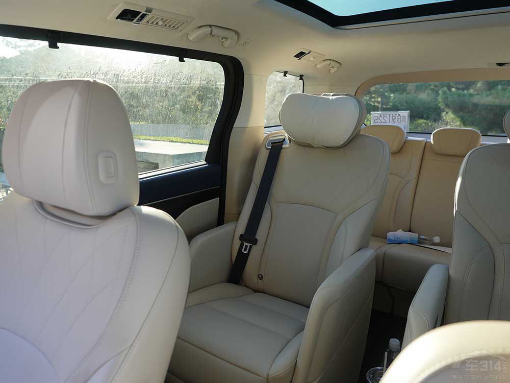 自帶談生意BUFF!三款熱門中大型MPV推薦 自帶談生意BUFF!三款熱門中大型MPV推薦