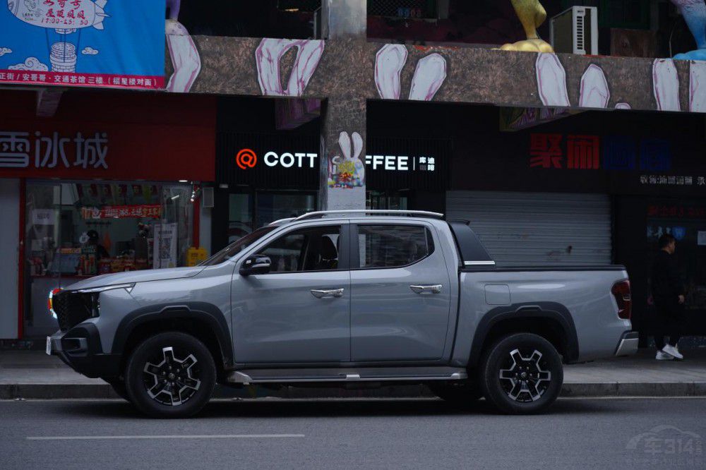 能拉能跑還省 這才是增程皮卡的精髓所在 能拉能跑還省 這才是增程皮卡的精髓所在
