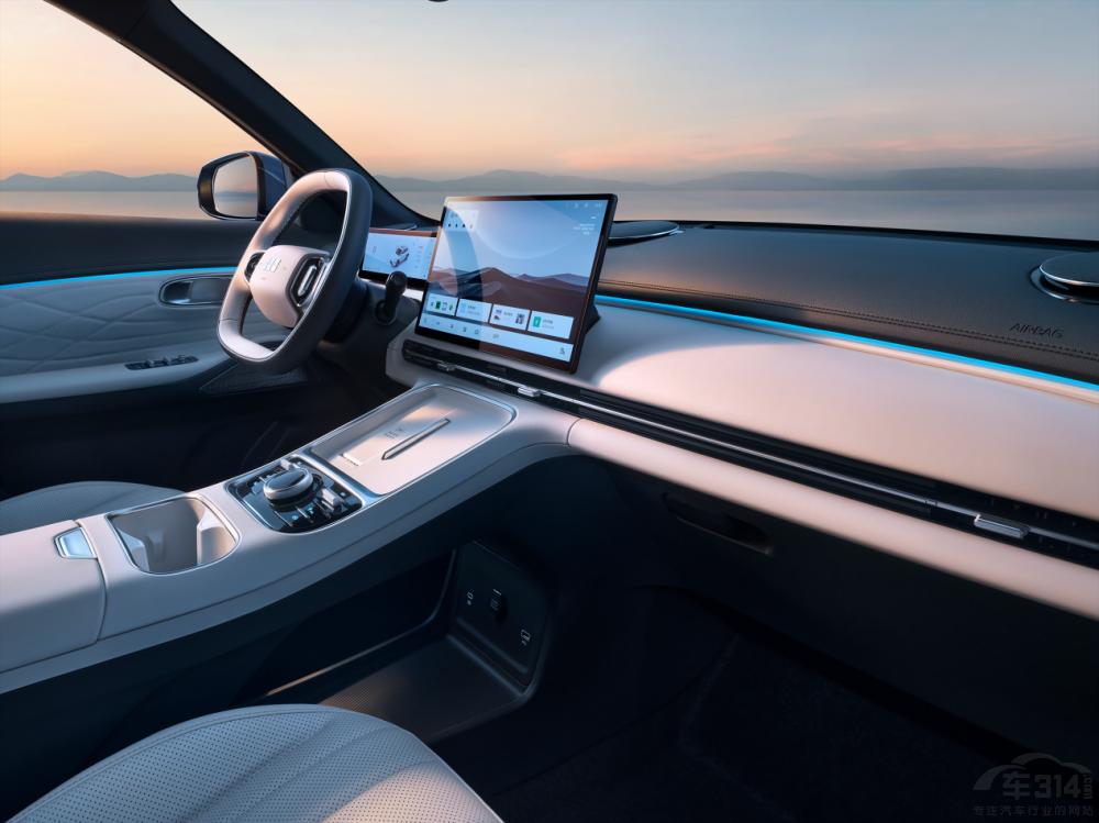 10萬(wàn)家轎中顏值擔(dān)當(dāng) 這三款車型值得入手 10萬(wàn)家轎中顏值擔(dān)當(dāng) 這三款車型值得入手