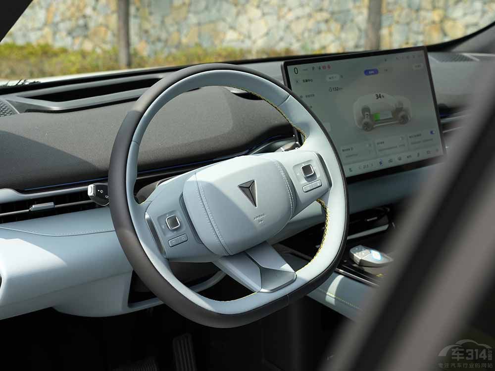 預(yù)算10萬(wàn)買(mǎi)代步車(chē) 這三款車(chē)型可以了解下 預(yù)算10萬(wàn)買(mǎi)代步車(chē) 這三款車(chē)型可以了解下