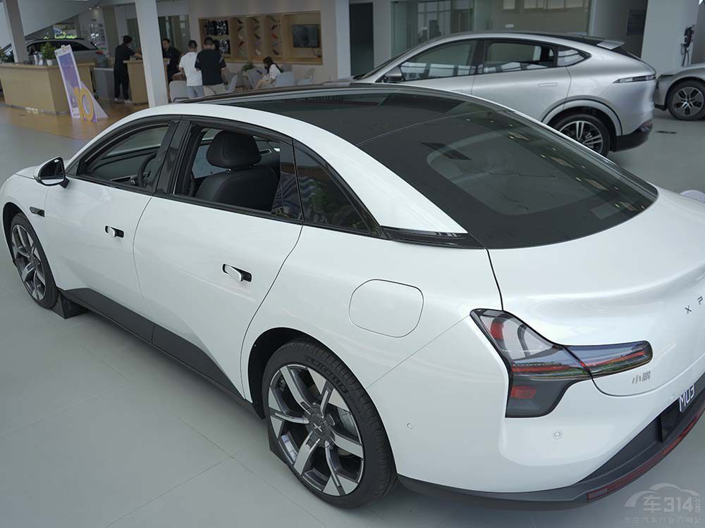 10萬(wàn)家轎中顏值擔(dān)當(dāng) 這三款車型值得入手 10萬(wàn)家轎中顏值擔(dān)當(dāng) 這三款車型值得入手