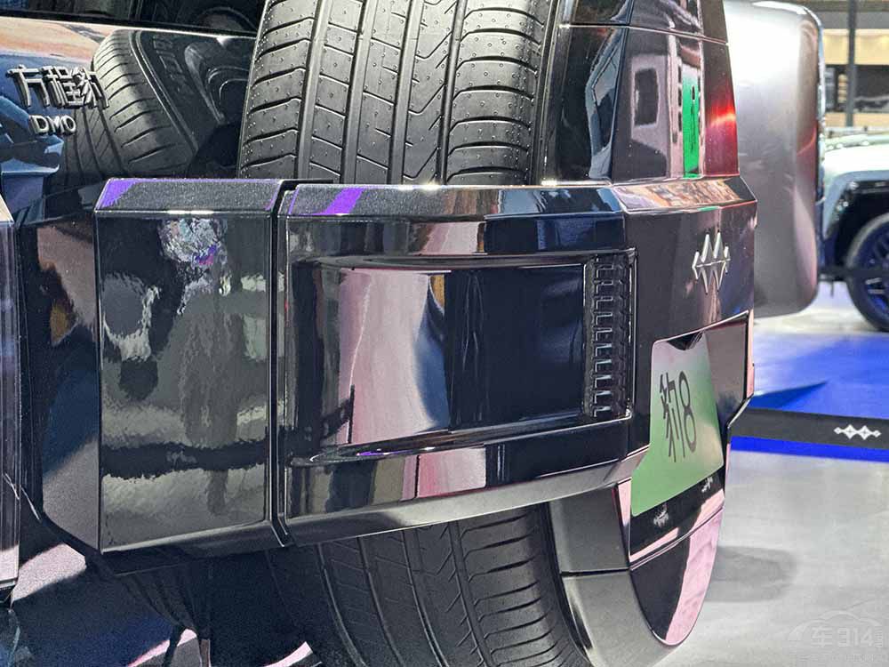 30f(wn)(j)AӲԽҰ Щ컨弉(j)܇