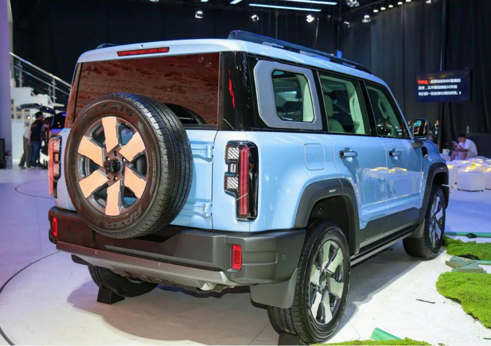 ӲL(fng)ĳSUV@e(cu)