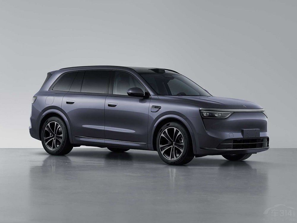 30f(wn)ُ(gu)܇A(y) @SUV܇(zhn)]e(cu)