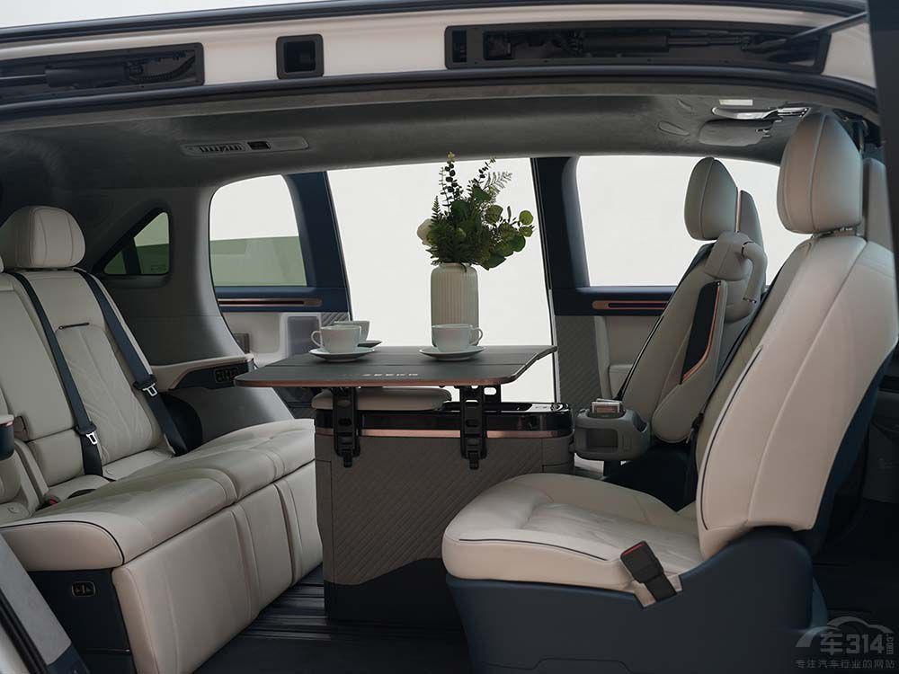 奶爸如何選擇出行座駕 這三款車打了個(gè)樣 奶爸如何選擇出行座駕 這三款車打了個(gè)樣