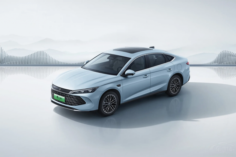 新車太給力 10萬(wàn)級(jí)就能享滿格智能化體驗(yàn) 新車太給力 10萬(wàn)級(jí)就能享滿格智能化體驗(yàn)