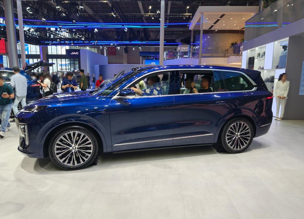 上海車展最火的3款豪華SUV 富哥都饞哭了 上海車展最火的3款豪華SUV 富哥都饞哭了