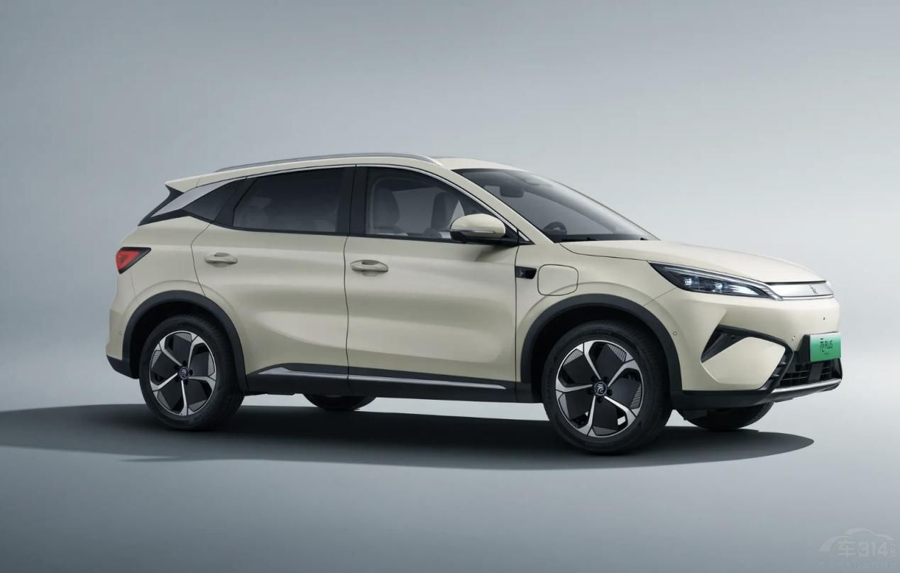 深藍S05為什么比比亞迪元PLUS更值得入手 深藍S05為什么比比亞迪元PLUS更值得入手