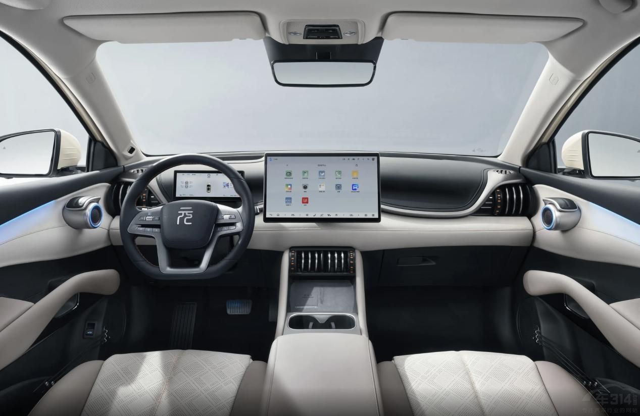 深藍S05為什么比比亞迪元PLUS更值得入手 深藍S05為什么比比亞迪元PLUS更值得入手