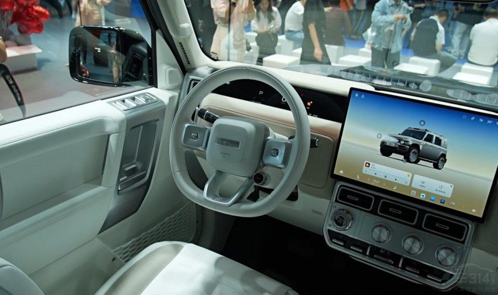 成都車展最具性價(jià)比的SUV:預(yù)算15萬足夠 成都車展最具性價(jià)比的SUV:預(yù)算15萬足夠