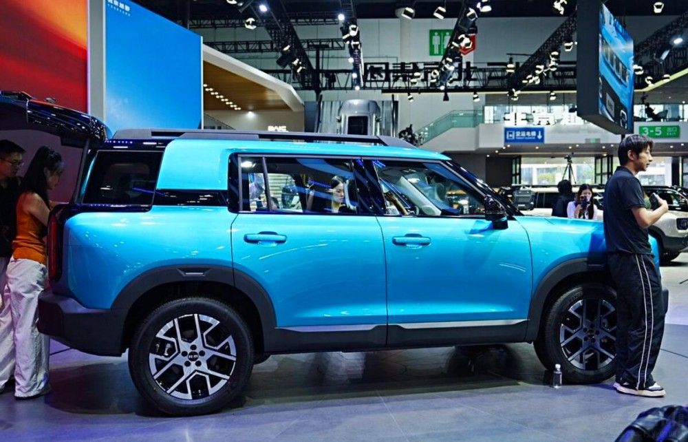 成都車展最具性價(jià)比的SUV:預(yù)算15萬足夠 成都車展最具性價(jià)比的SUV:預(yù)算15萬足夠