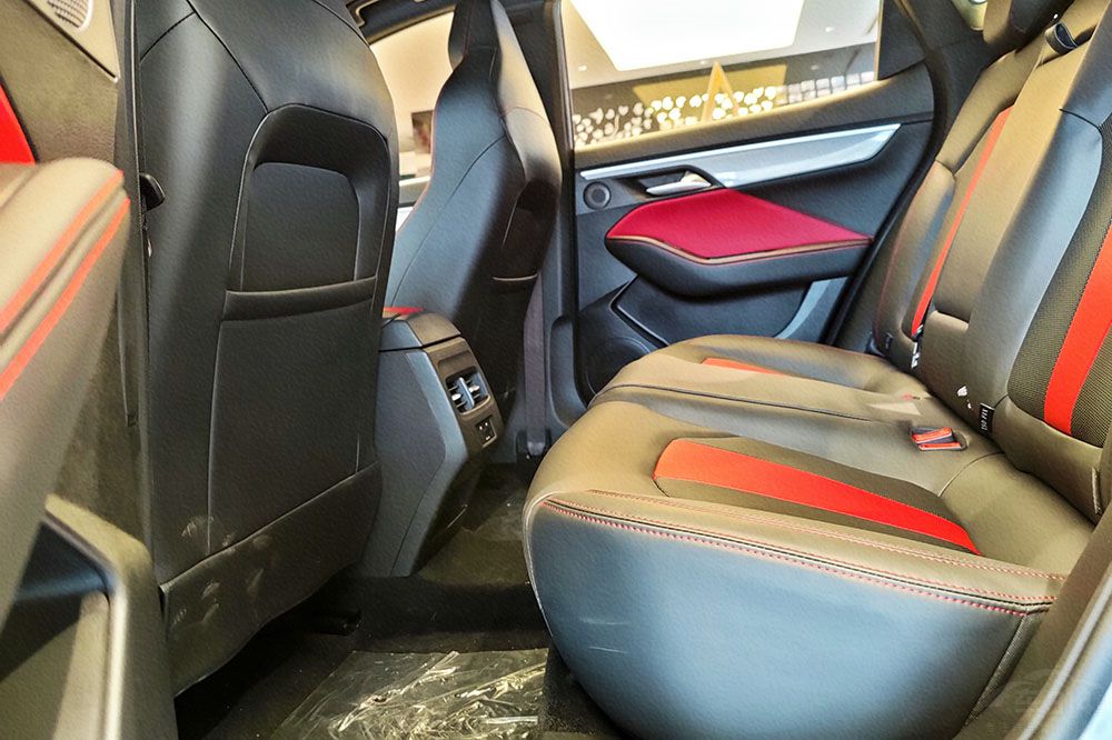 ؑc^(q)˼׵Ʒb P(gun)o׷