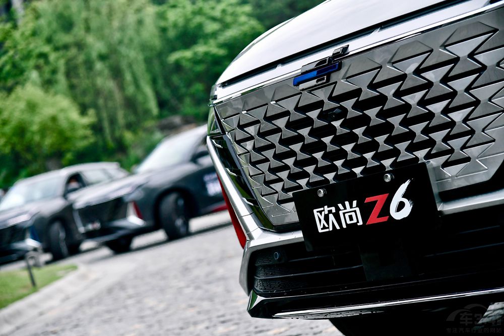 歐尚Z6超級測試員全國經(jīng)銷商驗收專場成功 歐尚Z6超級測試員全國經(jīng)銷商驗收專場成功