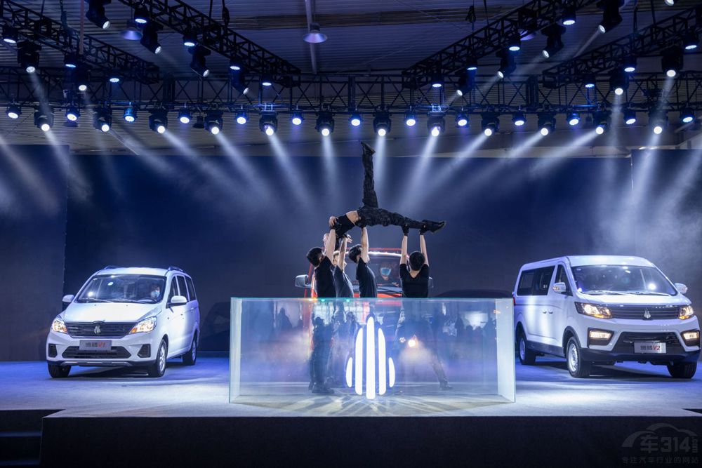 北汽瑞翔全新商用車上市 迎來第二增長極 北汽瑞翔全新商用車上市 迎來第二增長極