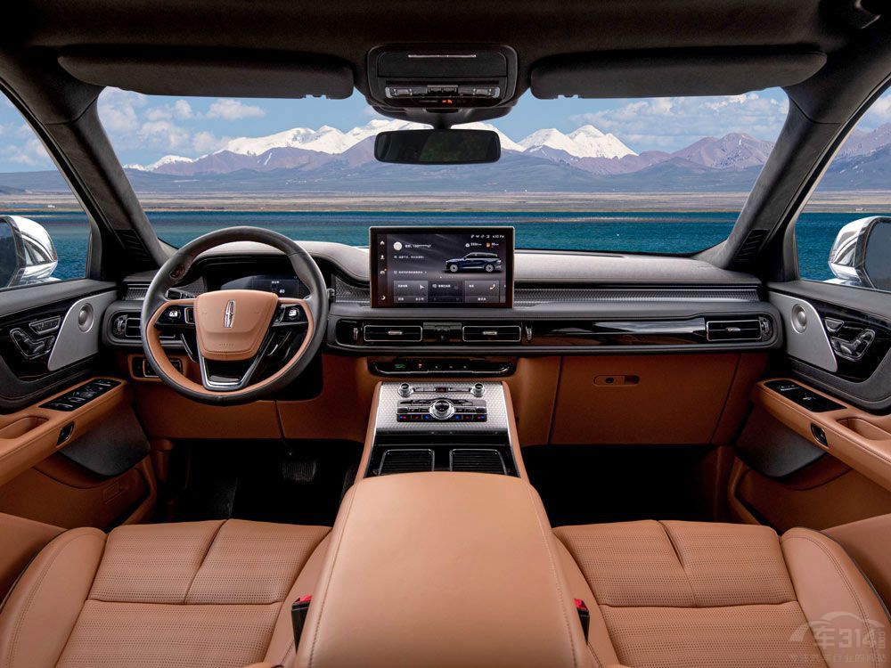 個(gè)個(gè)看點(diǎn)十足 盤點(diǎn)重慶車展五款重磅新車 個(gè)個(gè)看點(diǎn)十足 盤點(diǎn)重慶車展五款重磅新車