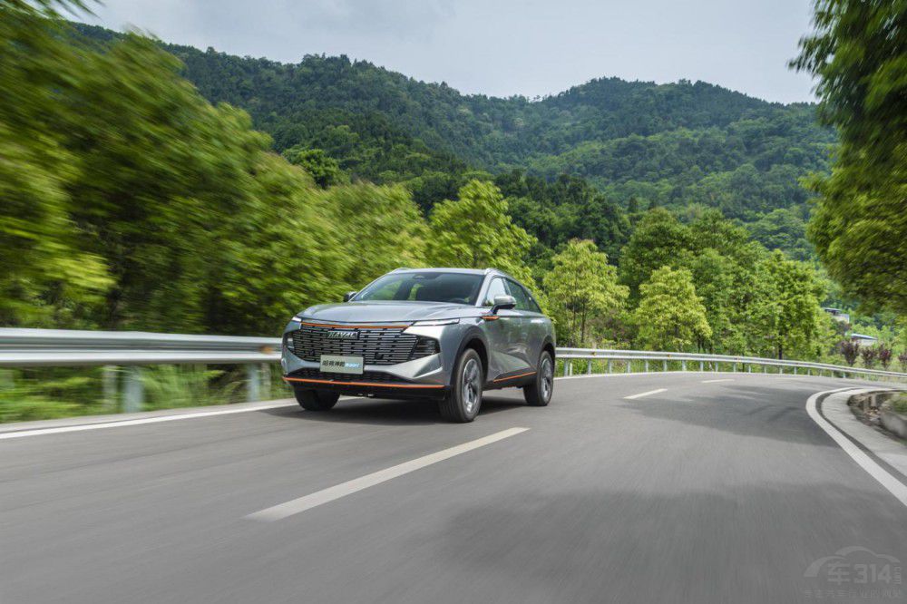 哈弗神獸混動(dòng)DHT正式上市 售價(jià)15.38萬起 哈弗神獸混動(dòng)DHT正式上市 售價(jià)15.38萬起