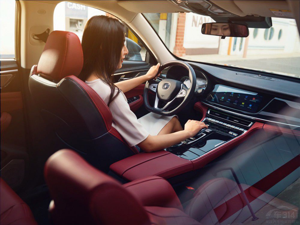 L܇2023CS85COUPEʽ