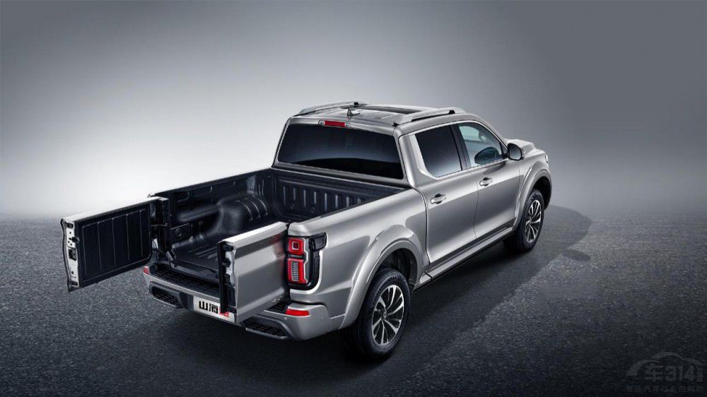 大型高性能豪華皮卡山海炮廣州車展上市 大型高性能豪華皮卡山海炮廣州車展上市