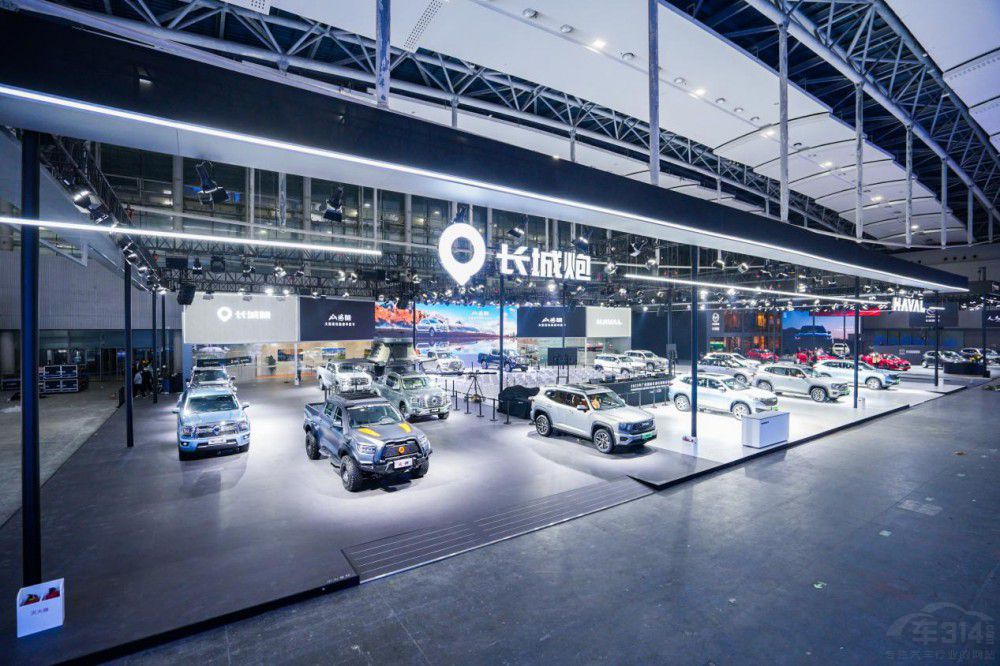 大型高性能豪華皮卡山海炮廣州車展上市 大型高性能豪華皮卡山海炮廣州車展上市