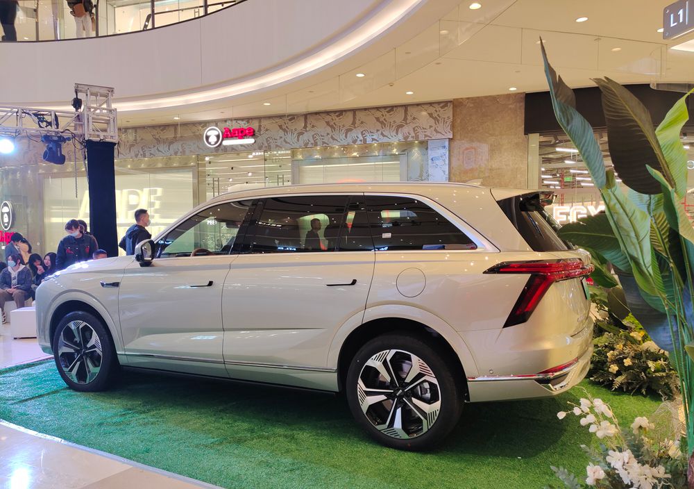 늄SUVκ{(ln)ɽ27.38fԪۣ