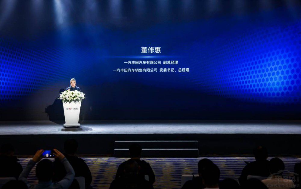 一汽豐田新RAV4榮放上市 17.68萬元起售 一汽豐田新RAV4榮放上市 17.68萬元起售