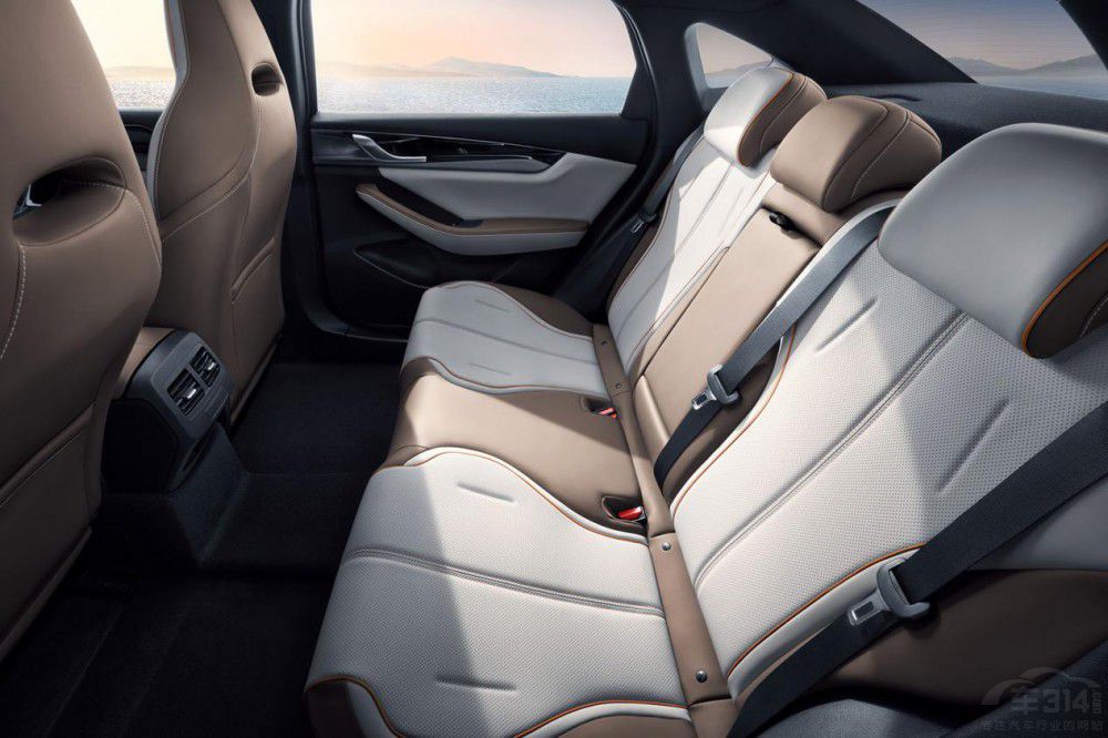 比亞迪秦PLUS EV 2023冠軍版山城煥新上市 比亞迪秦PLUS EV 2023冠軍版山城煥新上市