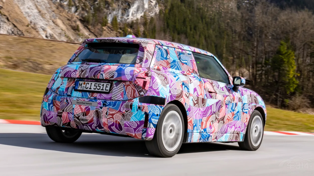 ýwԇ{ȫµ늄MINI Cooper SE