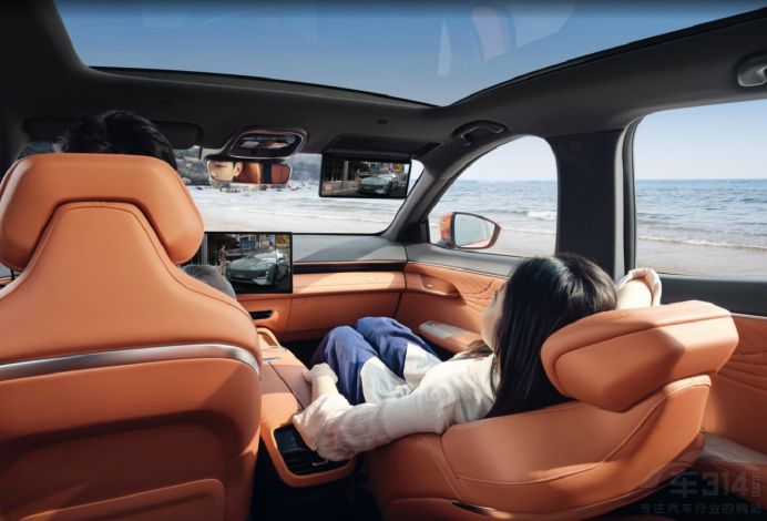 深藍(lán)S7先享預(yù)訂開啟 價格超預(yù)期 又是爆款 深藍(lán)S7先享預(yù)訂開啟 價格超預(yù)期 又是爆款