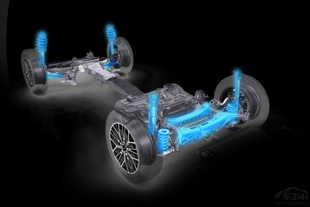 7萬(wàn)元級(jí)掀背式動(dòng)感家轎 江淮A5 PLUS上市 7萬(wàn)元級(jí)掀背式動(dòng)感家轎 江淮A5 PLUS上市