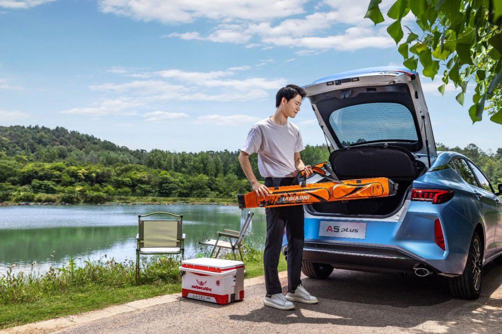 7萬(wàn)元級(jí)掀背式動(dòng)感家轎 江淮A5 PLUS上市 7萬(wàn)元級(jí)掀背式動(dòng)感家轎 江淮A5 PLUS上市