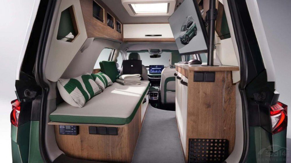 斯柯達(dá)魔改房車 功能雖少 但還有點(diǎn)小帥 斯柯達(dá)魔改房車 功能雖少 但還有點(diǎn)小帥