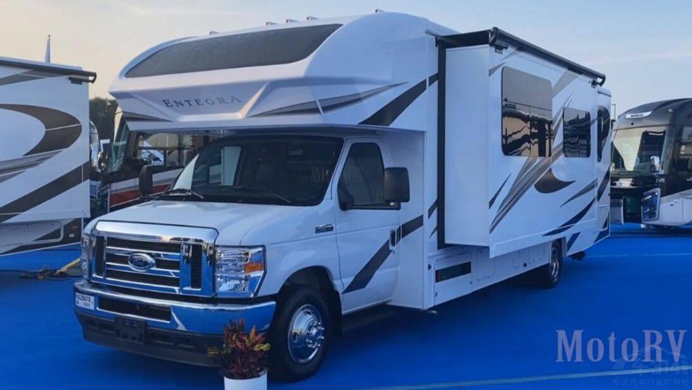 斯柯達(dá)魔改房車 功能雖少 但還有點(diǎn)小帥 斯柯達(dá)魔改房車 功能雖少 但還有點(diǎn)小帥