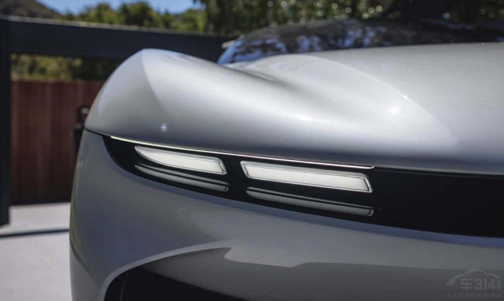 eᷨ{ƳSUV O(sh)Ӌ(j)ܡͧL(fng)