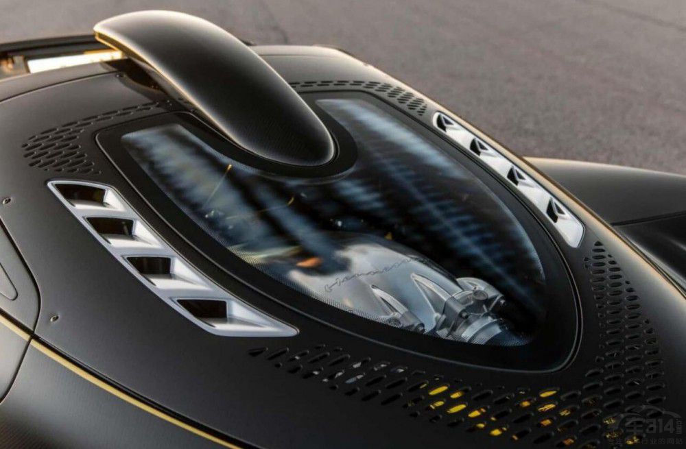 ܎ԊVenom F5 Revolution Roadster