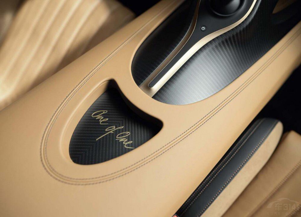 能狂飆的布加迪展館 ChironGoldenEra登場(chǎng) 能狂飆的布加迪展館 ChironGoldenEra登場(chǎng)